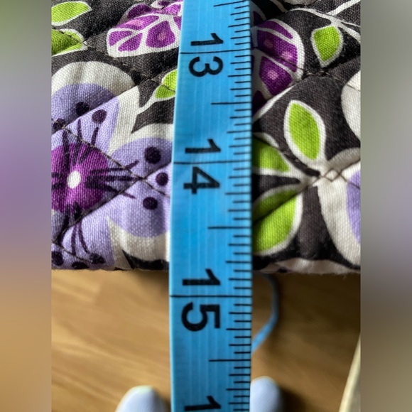 Very Bradley Plum Petals Tote bag EUC - Picture 5 of 11